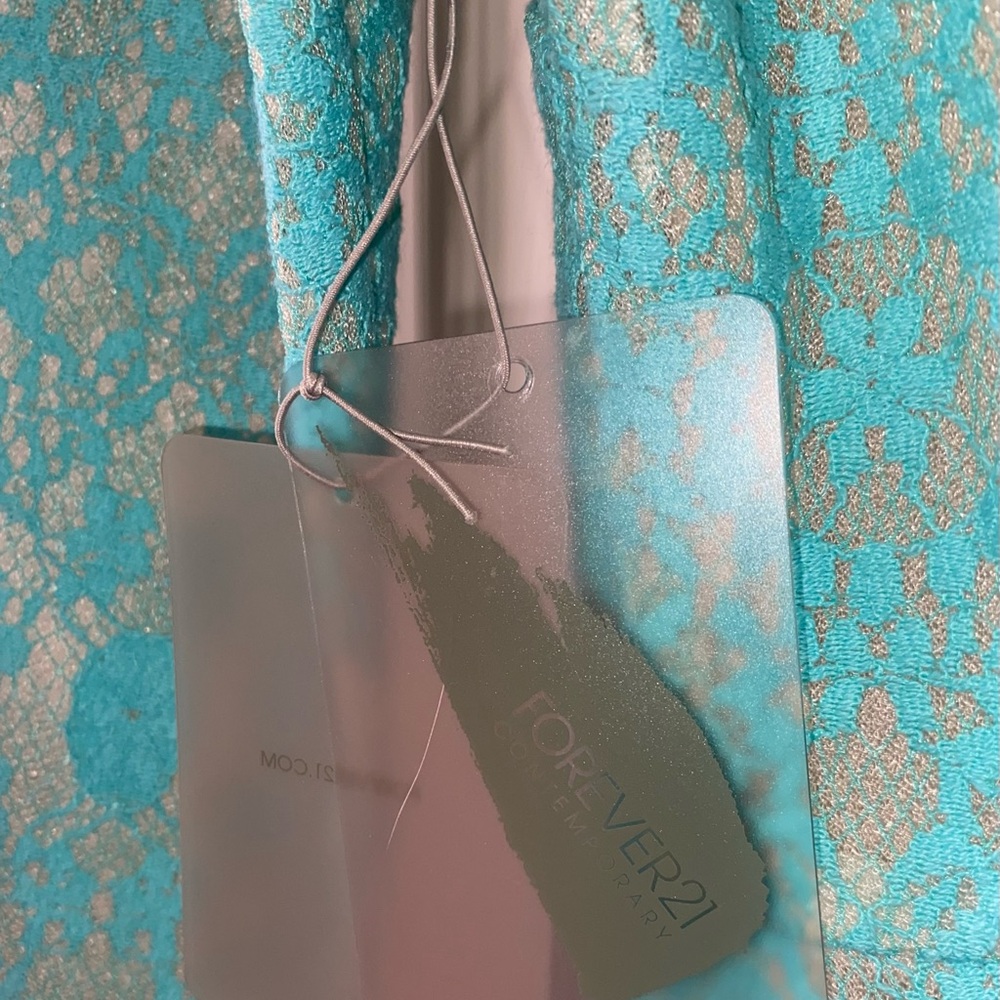 Beautiful mint green lace dress - Picture 4 of 6